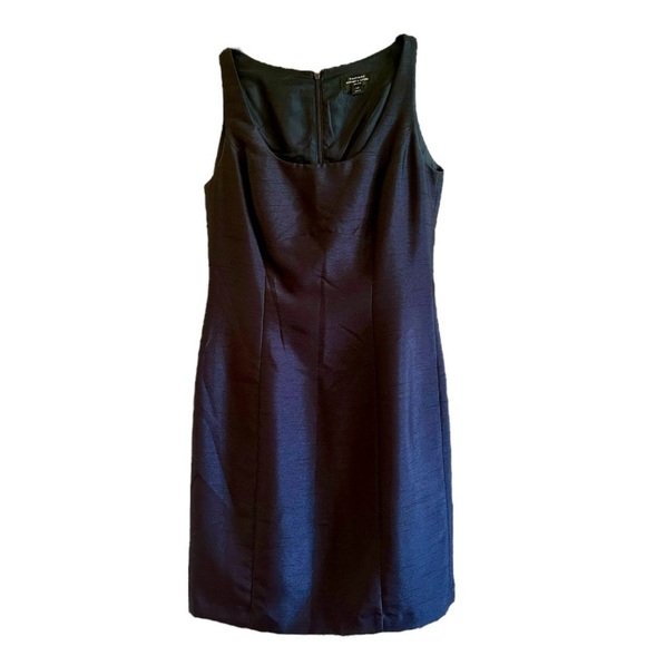 TAHARI ARTHUR S LEVINE, NAVY BLUE SHEATH COCKTAIL DRESS. SIZE 4P - Picture 1 of 7